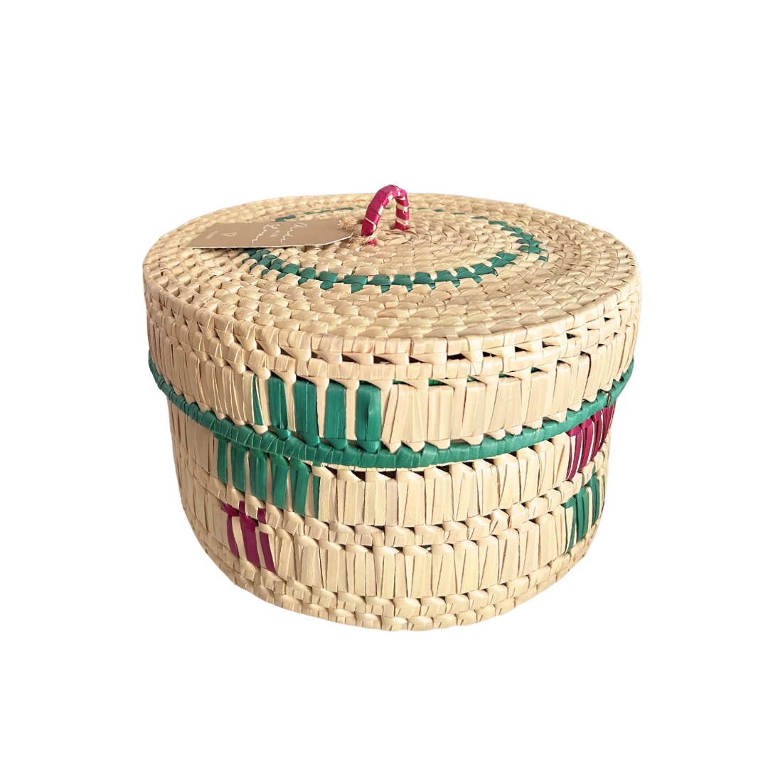VESSLA - Large Round Reed Basket with Lid